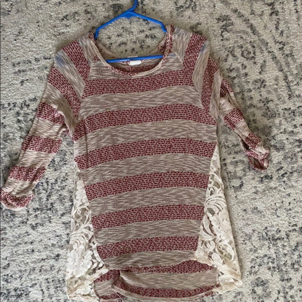 Blu Pepper Quarter Sleeve Lacy Blouse